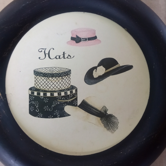 Decorative "Hats" & "Essentials" 10.5" Wall hanging 1930's aesthetic - Picture 8 of 10